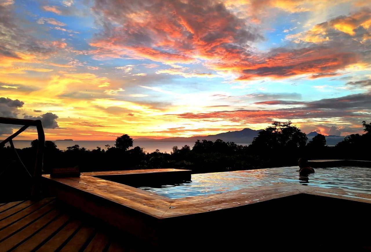 Nakabalo Guesthouse & Restaurant Siquijor Exteriör bild