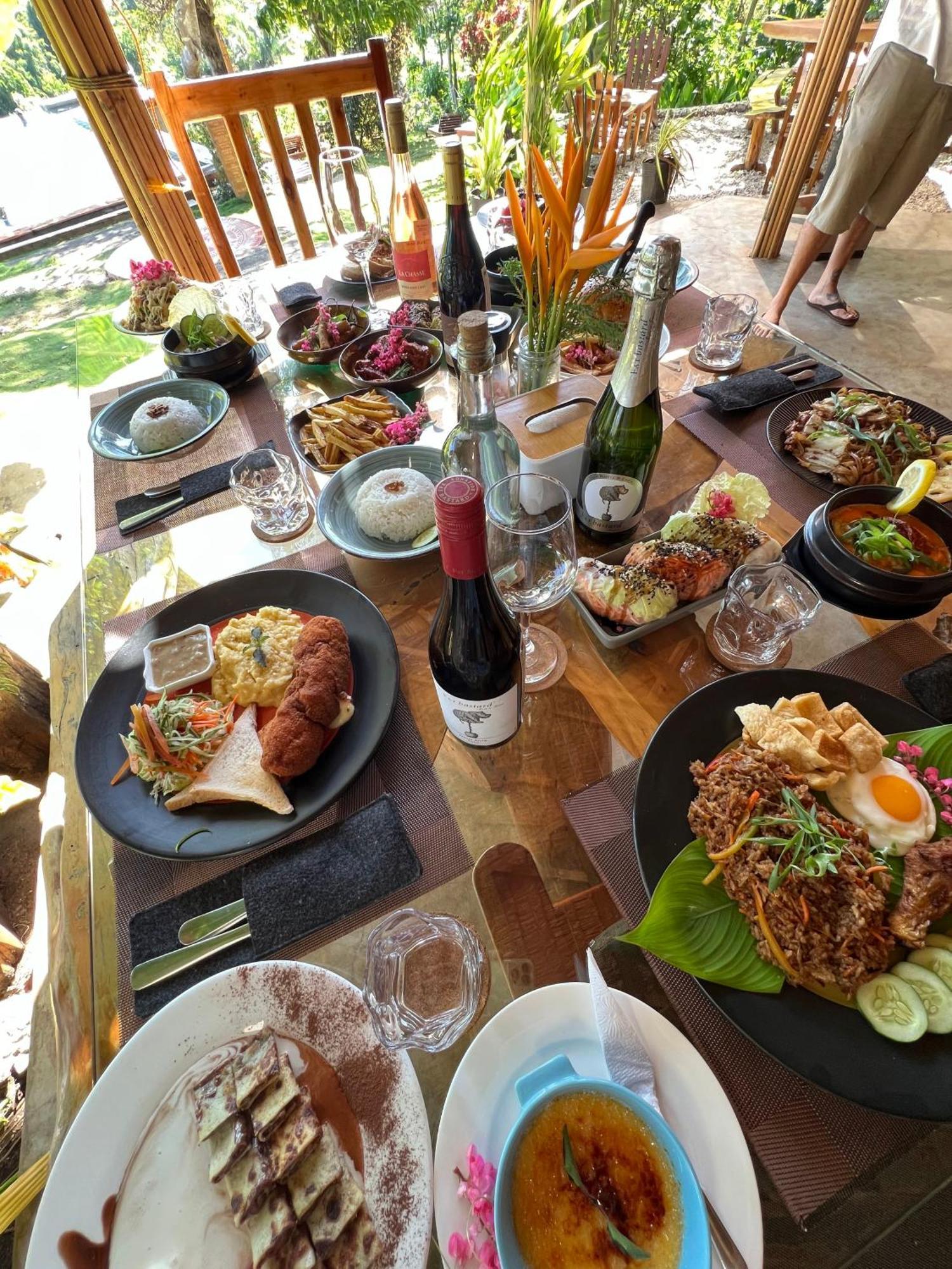 Nakabalo Guesthouse & Restaurant Siquijor Exteriör bild